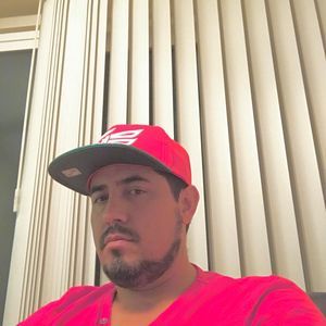 Meet your Posher, Carlos